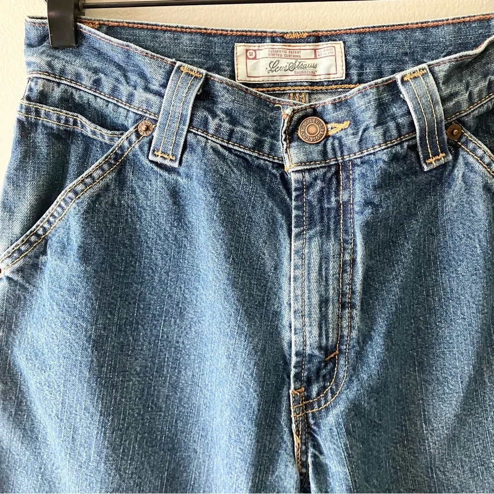 SIGNATURE BY LEVI STRAUSS Medium Wash Mid Rise Carpenter Jeans